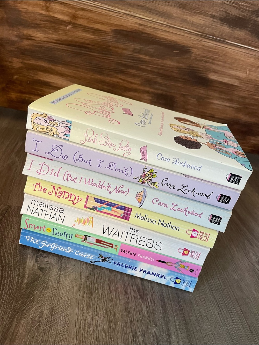 📚✨ 7-BOOK CHICK-LIT BUNDLE — FUN, FLIRTY & FULL OF PERSONALITY! ✨📚 - Picture 2 of 3